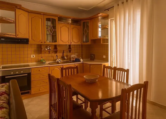 H&g Seaview Apartment *